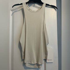 NWT Lululemon Model Silk Twist-back Yoga Tank Top